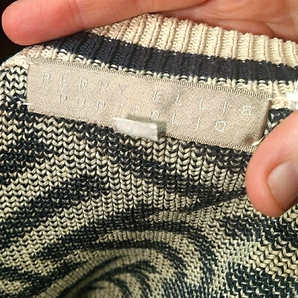 Perry Ellis Portfolio Knitted Cardigan - Picture 6 of 7